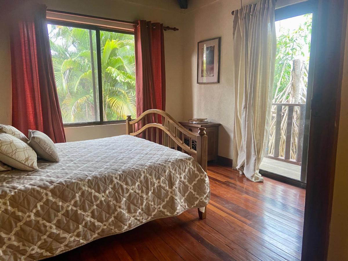 Casa De Veraneo Quinta Las Trillizas Esparza Екстериор снимка